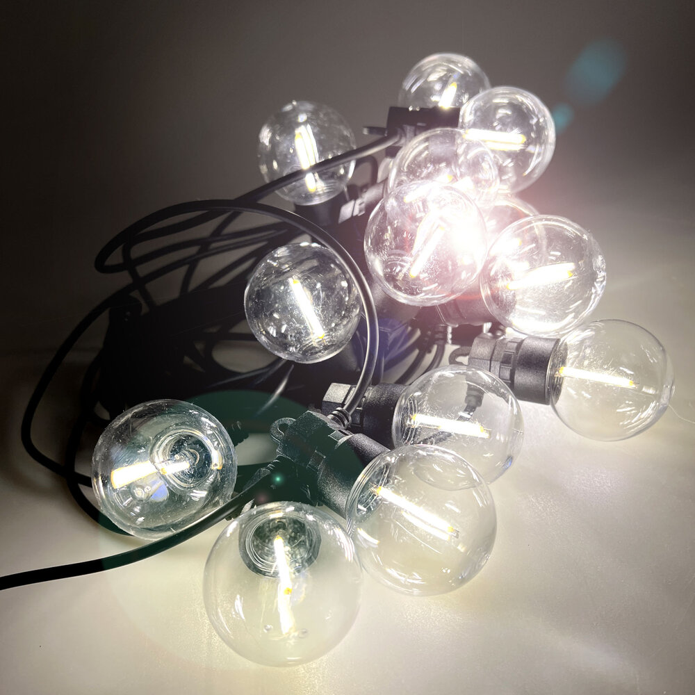 12,5m Light string with 20 LED bulbs photo